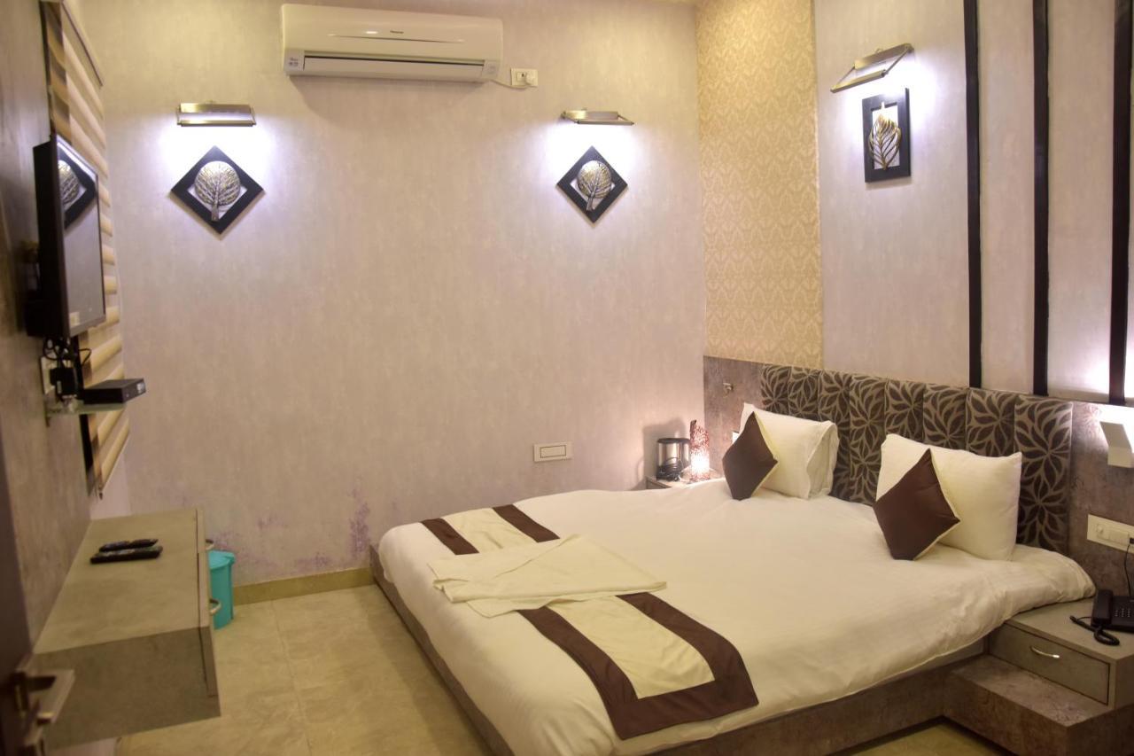 Hotel Mahendra Plaza Hardoi 외부 사진